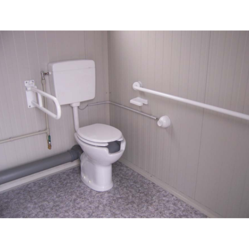 NOVO BLOCO SANITÁRIO ACESSÍVEL COM VASO SANITÁRIO ACESSÍVEL, LAVATÓRIO ACESSÍVEL, VASO SANITÁRIO STANDARD E LAVATÓRIO PARA AS MÃOS