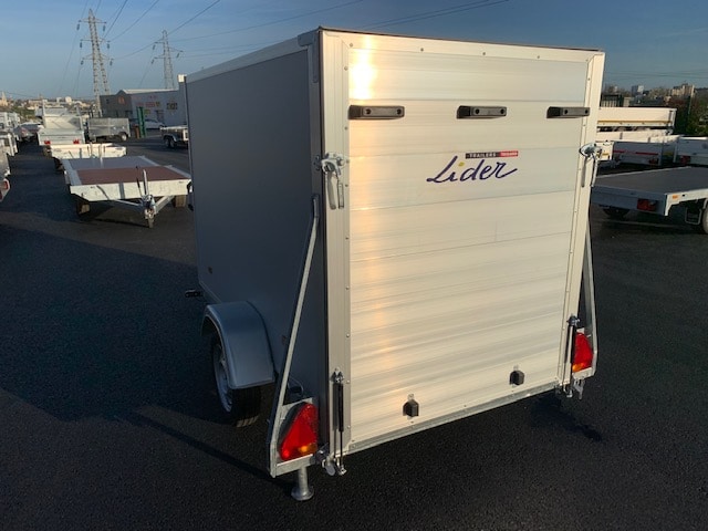 LIDER VAN 42930 – 230 x 135 x 157 cm – 750 kg com travão